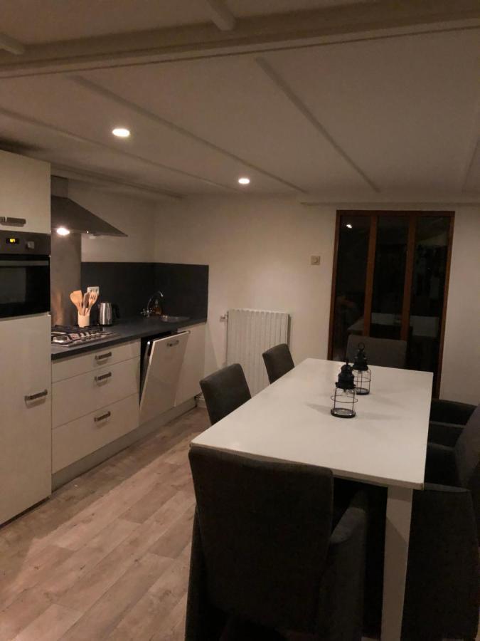 Hottub Forest Chalet Op De Veluwe! พุทเทิน ภายนอก รูปภาพ